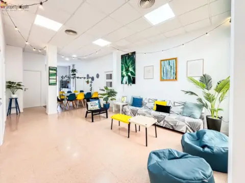 Habitación en calle Río Duero