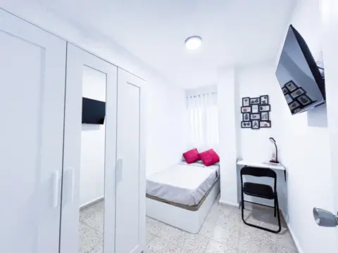 Habitación en calle del General Elizaicín
