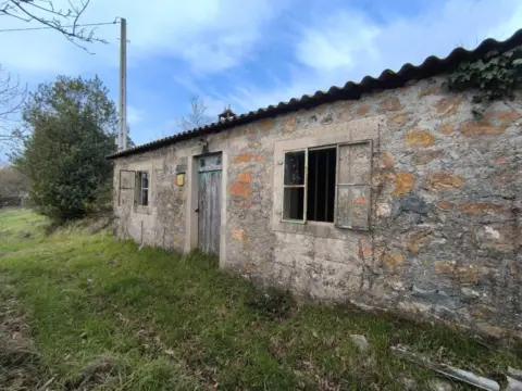 Casa en calle Costa - Pq Orosa
