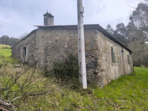 Casa en calle Costa - Pq Orosa