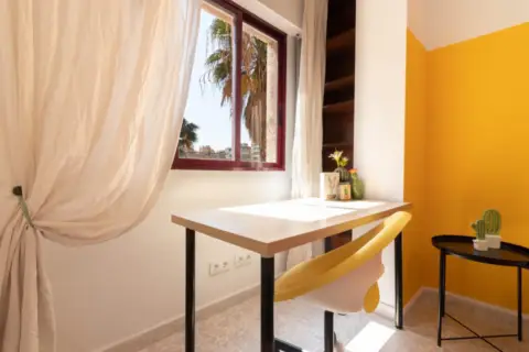 Habitación en Carrer Devesa