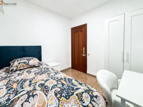 Habitación en Avenida de Alcoy