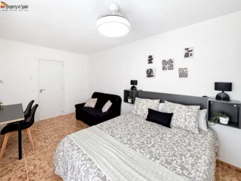 Habitación en calle del Pintor Gisbert