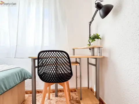 Habitación en calle del Pintor Gisbert