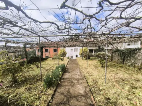 Casa en calle Casas Rego