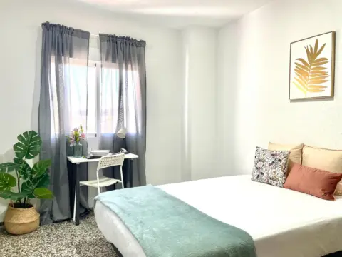 Habitación en calle de la Benefactora Remedios Uriarte