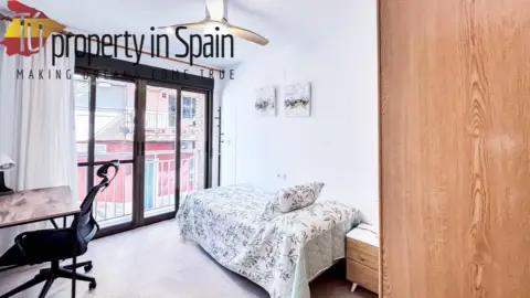 Habitación en calle del Teniente Llorca