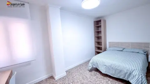 Habitación en Plaza de Navarro Rodrigo