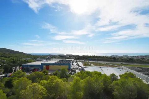 Local comercial en Avinguda de Sitges