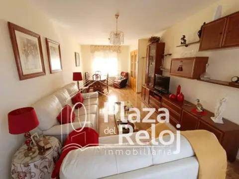 Casa adosada en Puerta de Cuartos - Avda. de Portugal