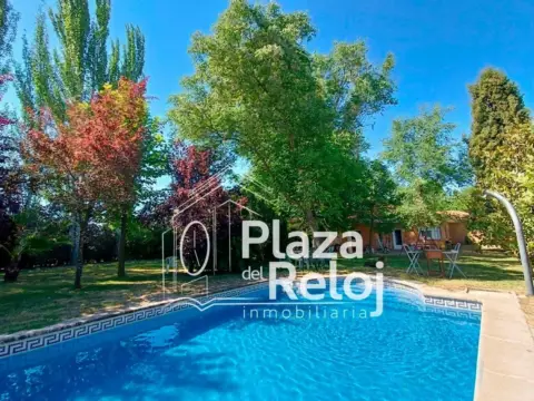 Chalet en calle calle Abetos