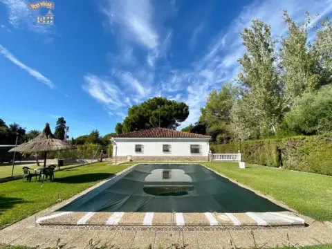 Finca rústica en Junta de los Rios