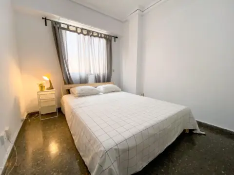 Habitación en calle de la Esperanza, 9