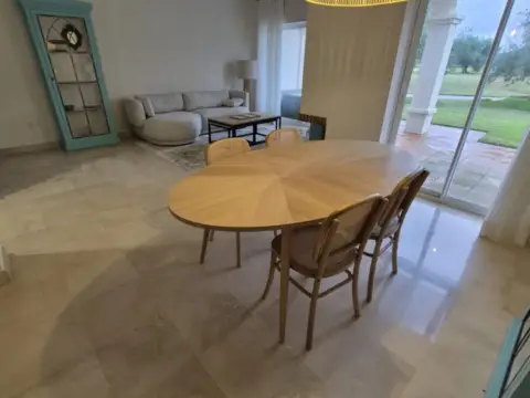 Casa en Campo de Golf