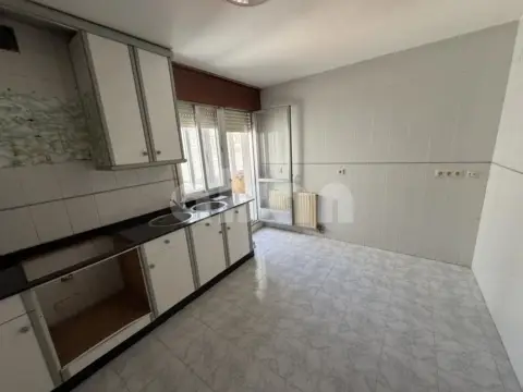 Piso en calle de Valiña