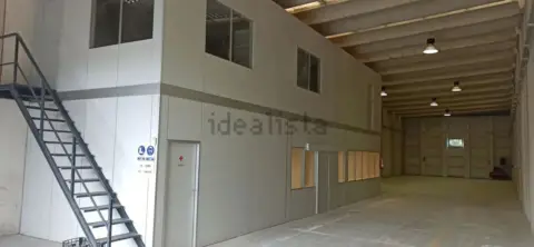 Nave industrial en Camino de Gasteiz