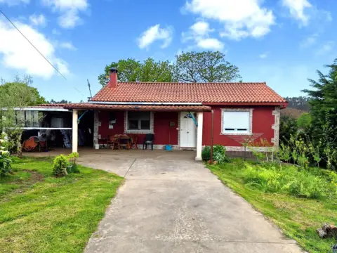 Chalet en calle Vilariño de Busto