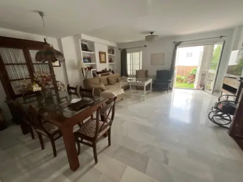 Casa adosada en Cavaleri