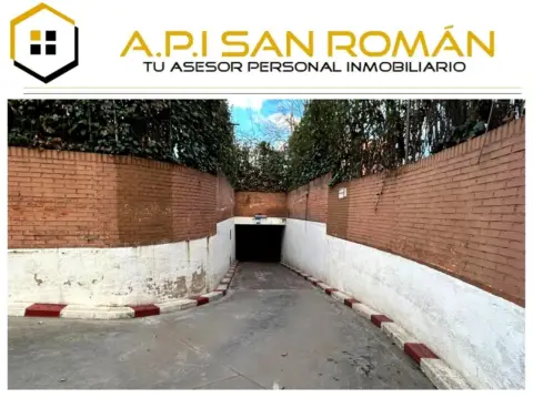 Garaje en calle de Milán