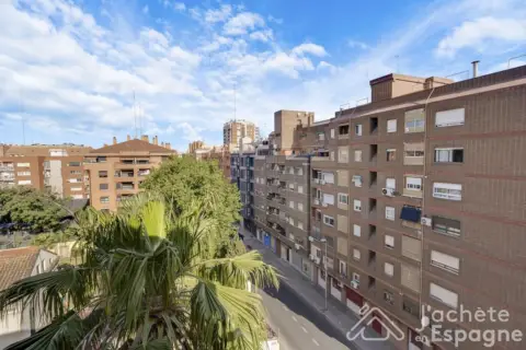 Dúplex en Carrer de Luis Merelo i Mas