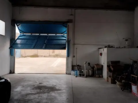 Nave industrial en La Era Alta