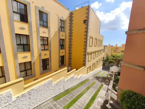 Piso en calle de Fray Tomas de Berlanga, 216