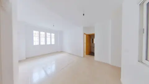 Piso en Montolivet