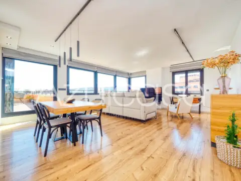 Ático en Carrer de Bellea del Foc