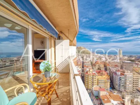 Estudio en calle del Poeta Vila y Blanco