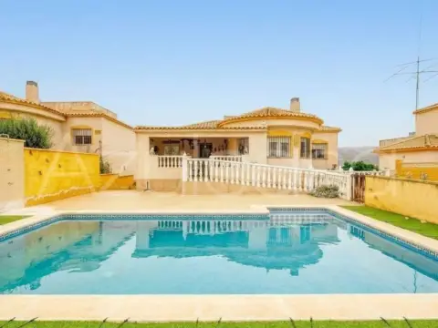Chalet en Carrer de Riu Serpis