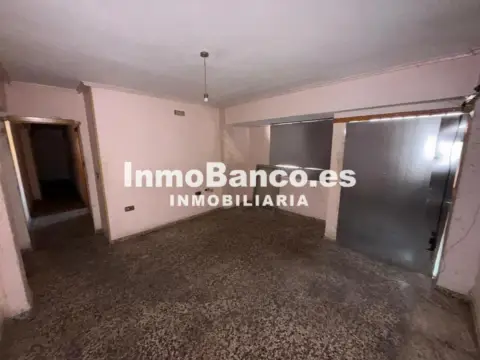Piso en calle de la Caixa de Estalvis de València