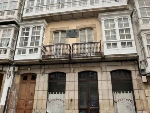 Casa adosada en calle Magdalena, 144