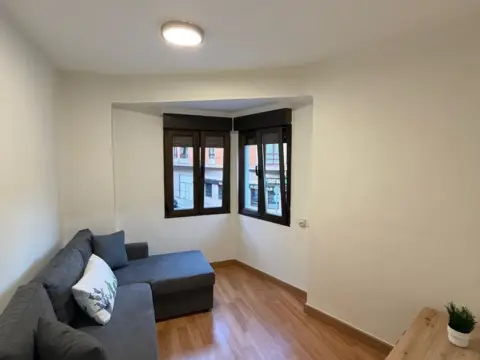 Piso en calle Xixón, nº 7