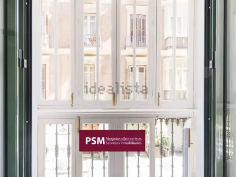 Piso en calle Strachan