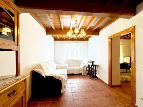 Casa rústica en Plaza de Botón Charro, 12