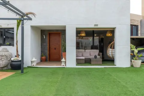 Casa adosada en La Garita-Marpequeña