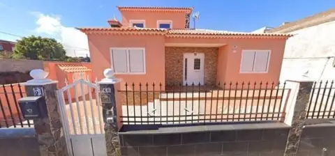 Casa en calle La Viña, 46