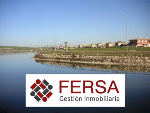 Casa adosada en Puertas del Sur - Guadabajaque