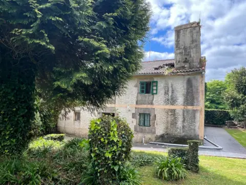 Casa pareada en Andeiro