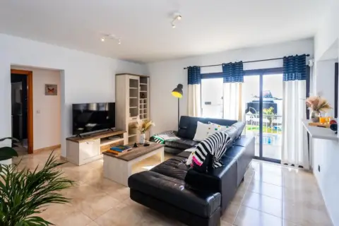 Chalet en calle Irlanda
