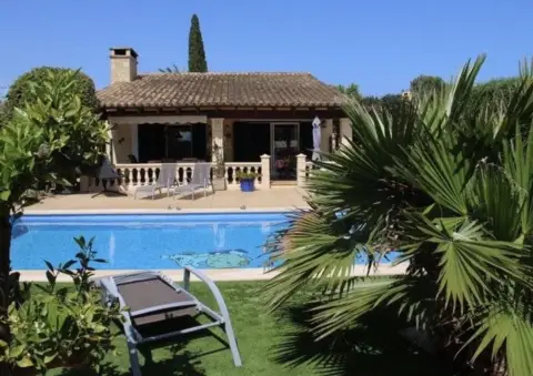 Chalet en Carrer de l'Alzina, 6