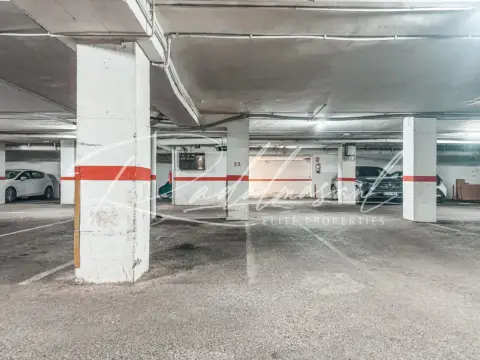 Garaje en Carrer d'Antoni Gaudí, 68