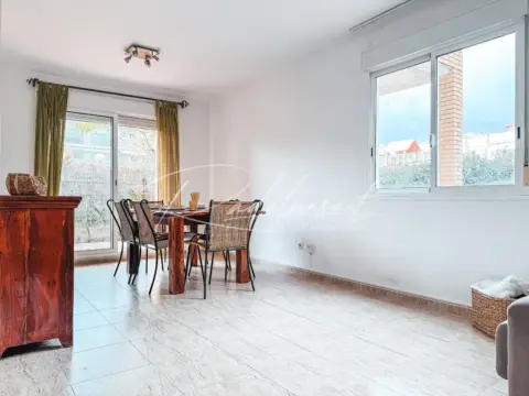 Piso en Carrer del Castell de Tona, 23