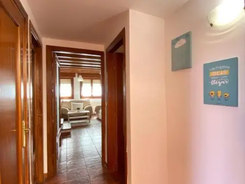 Habitación en calle C. Yza Gidelli