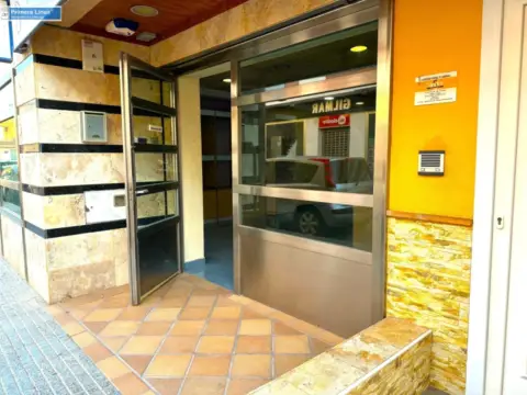 Local comercial en Los Belones