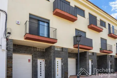 Casa adosada en Avinguda José Soriano Ramos