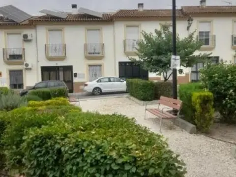 Chalet en calle Clara Campoamor