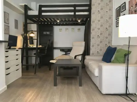 Apartamento en calle Divina Pastora