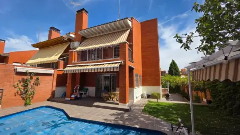 Casa pareada en calle de Cándido Laso Escudero