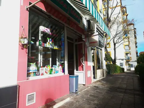 Local comercial en calle Fedra